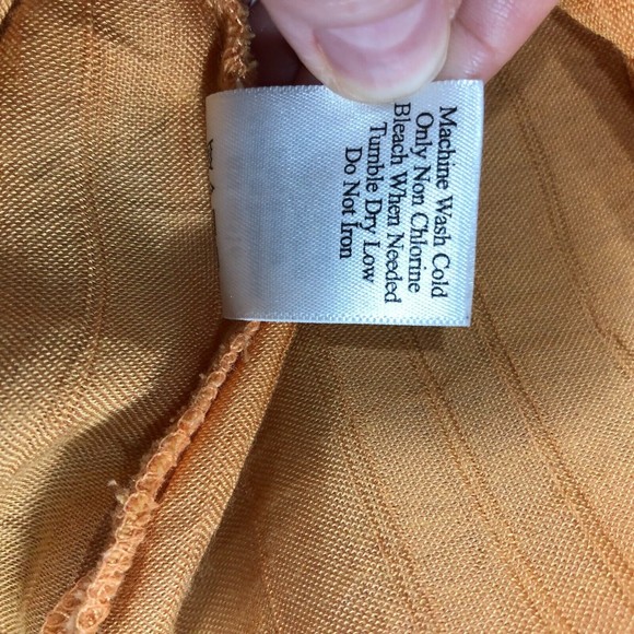 Coldwater Creek Blouse Women's Size PM Orange Bracelet Sleeves Button Down - Picture 9 of 12